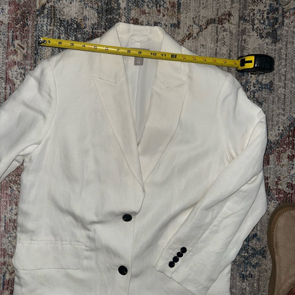 H&M Oversized White Linen/Viscose Blazer with Black Buttons-Small - Picture 4 of 9